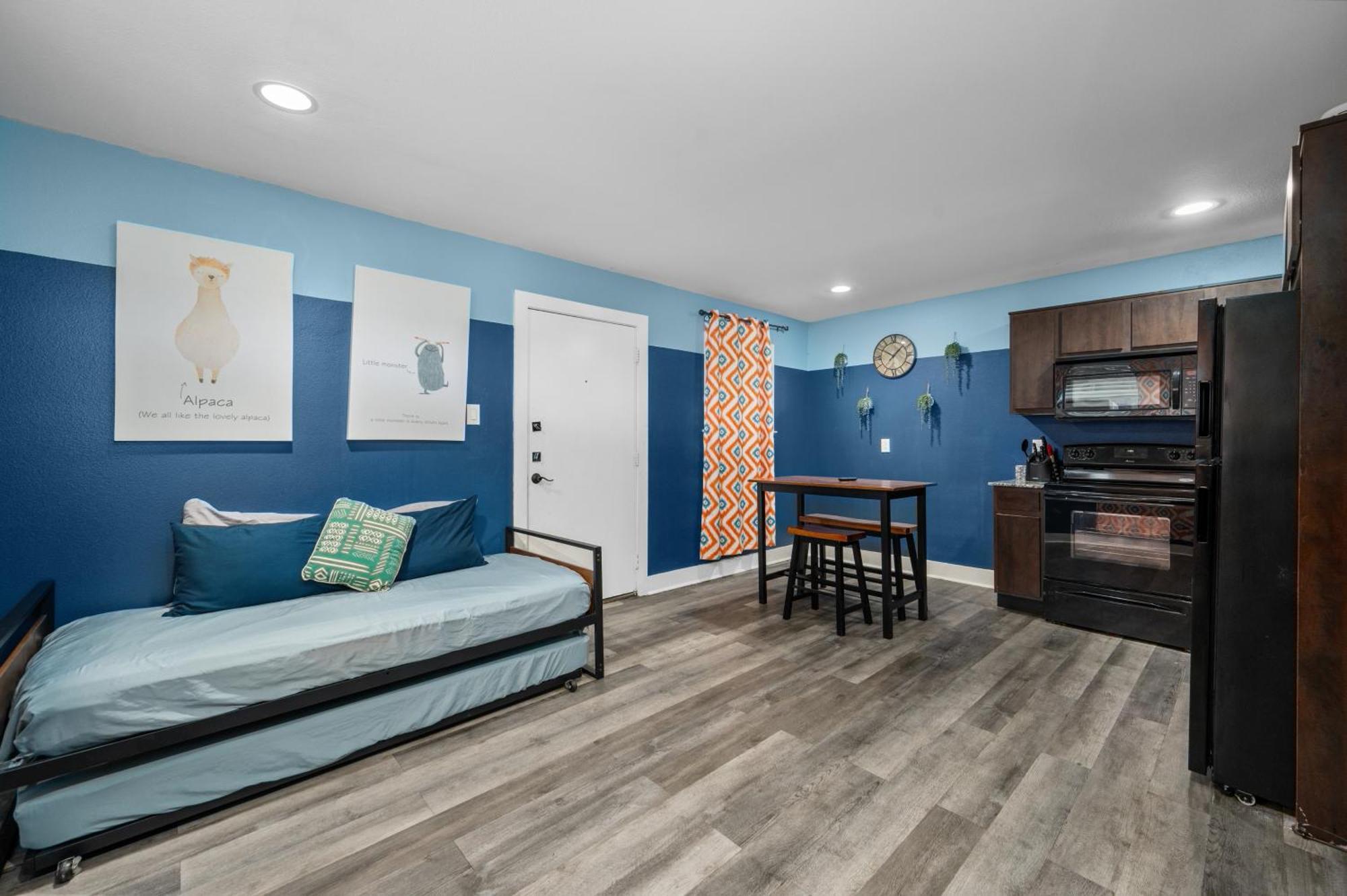 Comfy 1Br Apt With Free Parking Near Nrg & Med Center Χιούστον Εξωτερικό φωτογραφία